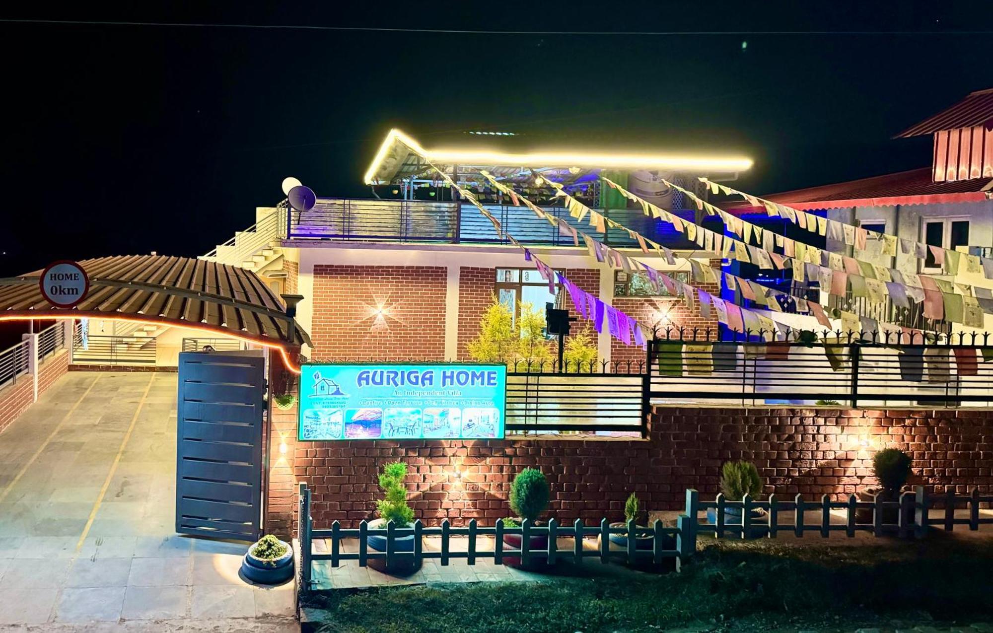 The Auriga 3Bhk Fully Entair Villa With Bonfire In Kasauli I Pvt Stay I Open Air Terrace I Kitchen Livingroom I Lawn Bonfire I Gaming Zone Dış mekan fotoğraf