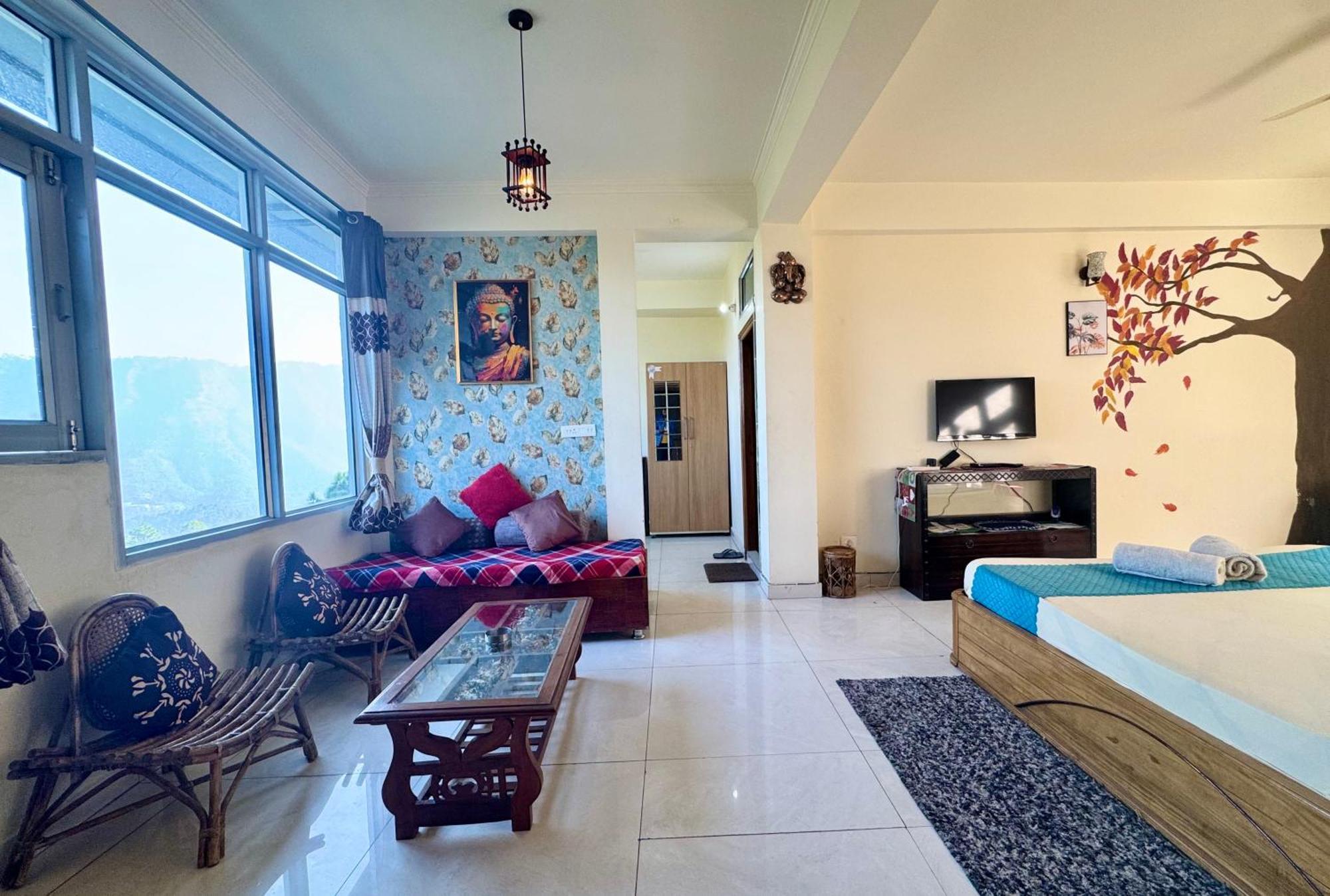 The Auriga 3Bhk Fully Entair Villa With Bonfire In Kasauli I Pvt Stay I Open Air Terrace I Kitchen Livingroom I Lawn Bonfire I Gaming Zone Dış mekan fotoğraf