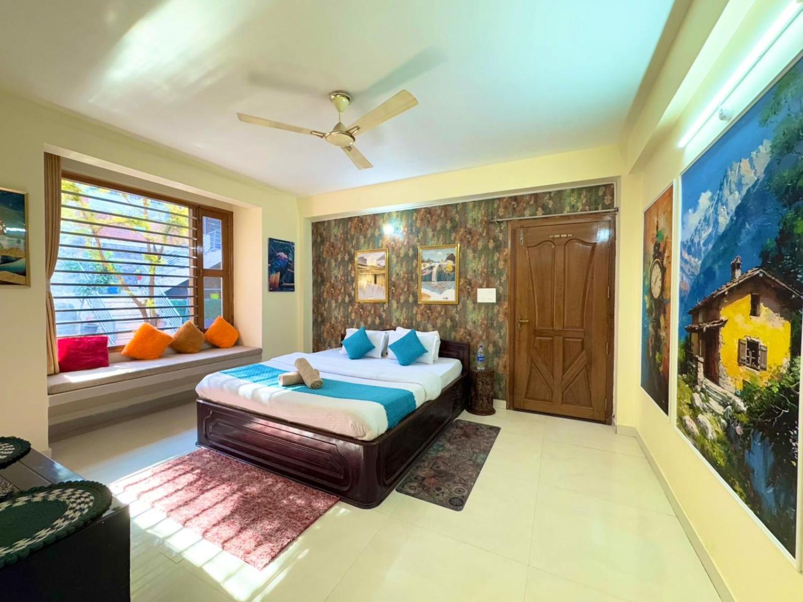 The Auriga 3Bhk Fully Entair Villa With Bonfire In Kasauli I Pvt Stay I Open Air Terrace I Kitchen Livingroom I Lawn Bonfire I Gaming Zone Dış mekan fotoğraf